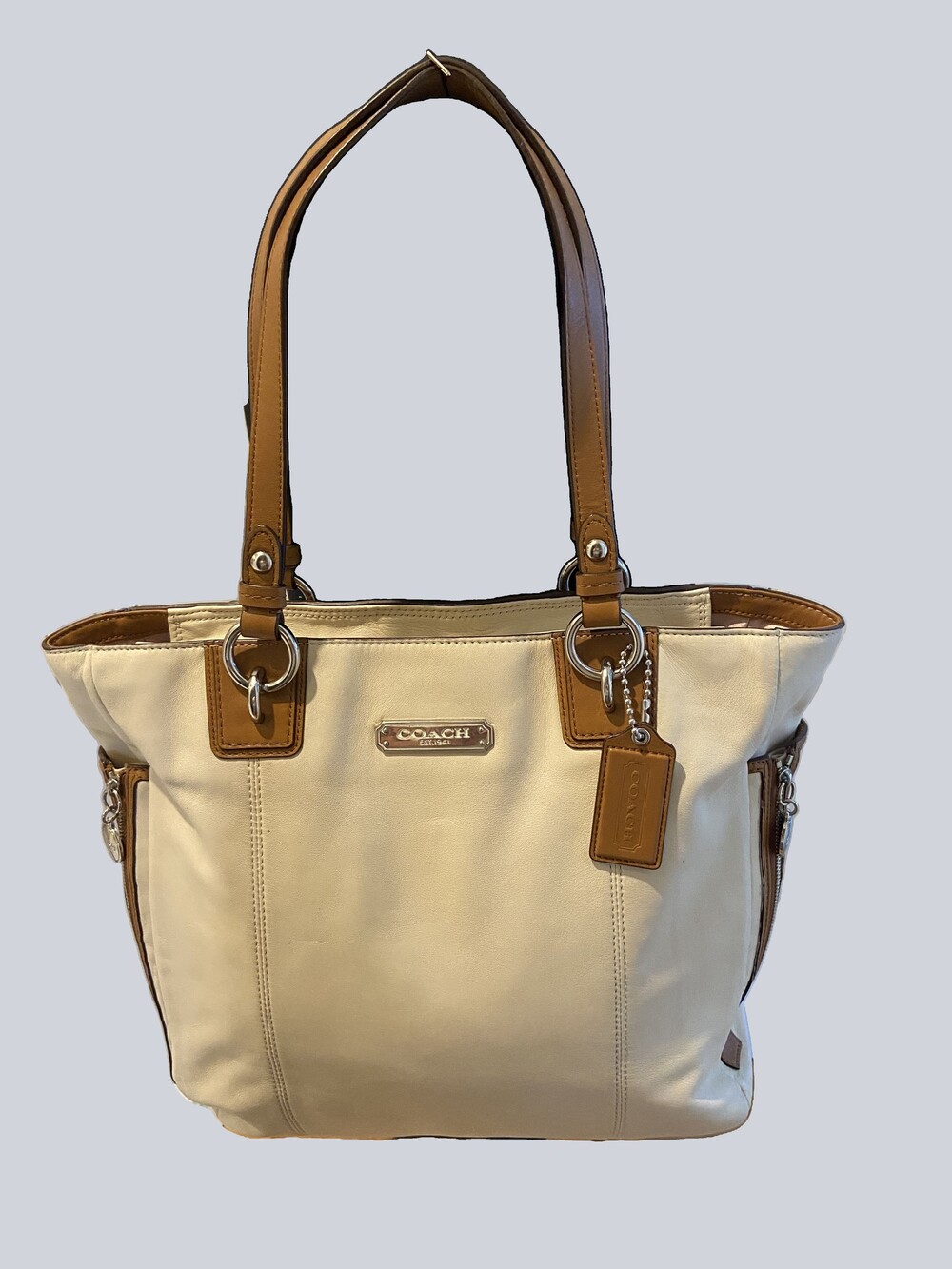 COACH Y2K Gallery White Leather with British Tan Straps F19456